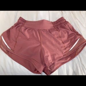 Lululemon Hotty Hot 2.5 inch Shorts